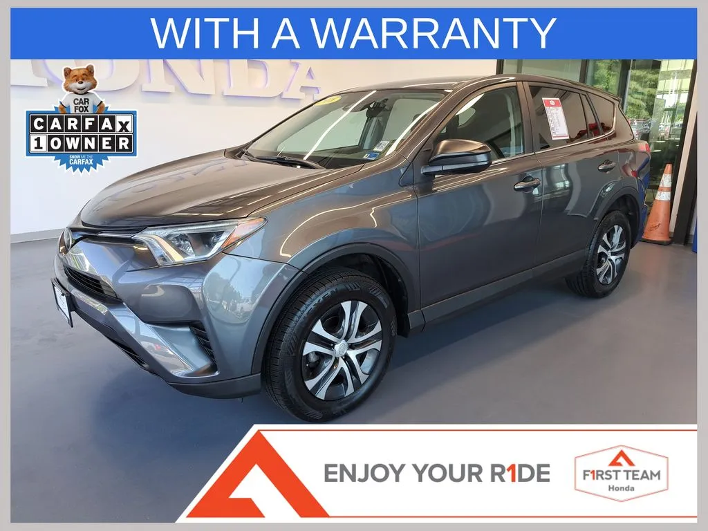 Gray 2018 Toyota RAV4 LE for sale in Chesapeake, VA