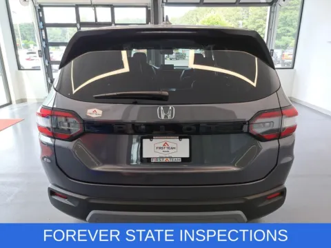 More photos of 2025 Honda Pilot EX-L at First Team Honda, VA