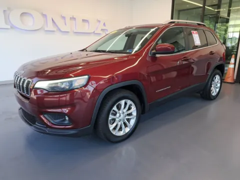Photos of 2019 Jeep Cherokee Latitude for sale in Chesapeake, VA at First Team Honda