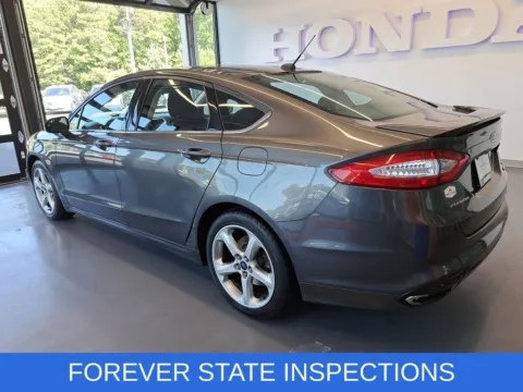 More photos of 2015 Ford Fusion SE at First Team Honda, VA