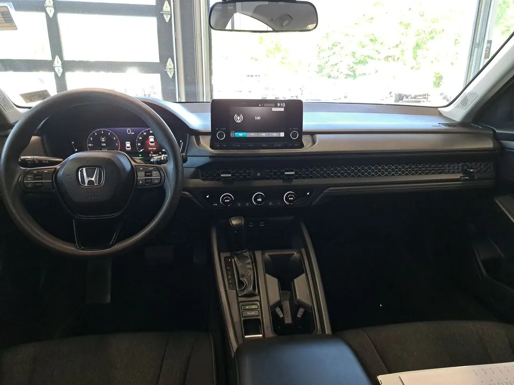 2023 Honda Accord EX - Photo 10