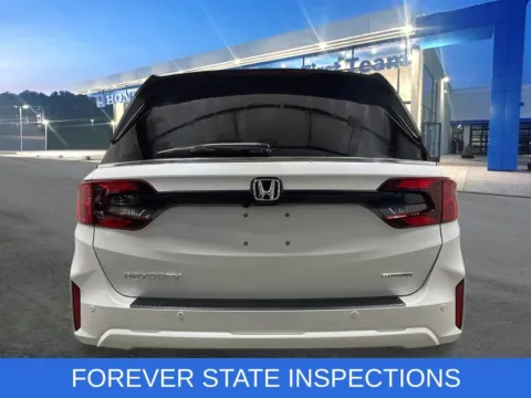 More photos of 2026 Honda Odyssey Touring at First Team Honda, VA