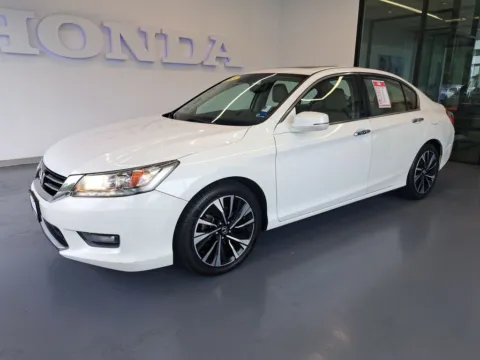 Photos of 2015 Honda Accord Touring for sale in Chesapeake, VA at First Team Honda