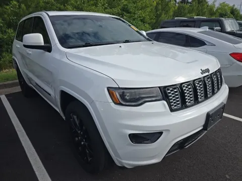 More photos of 2022 Jeep Grand Cherokee WK Laredo X at First Team Honda, VA