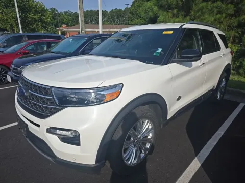 Photos of 2022 Ford Explorer King Ranch for sale in Chesapeake, VA at First Team Honda