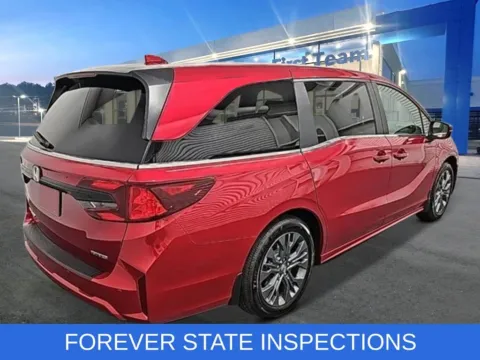 More photos of 2026 Honda Odyssey Touring at First Team Honda, VA