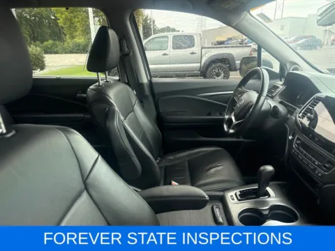 More photos of 2020 Honda Pilot EX-L at First Team Honda, VA