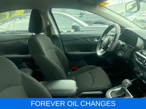 More photos of 2021 Kia Forte LXS at First Team Honda, VA