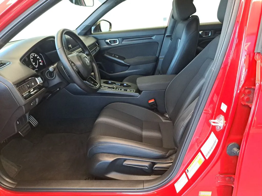 2025 Honda Civic Sport - Photo 20