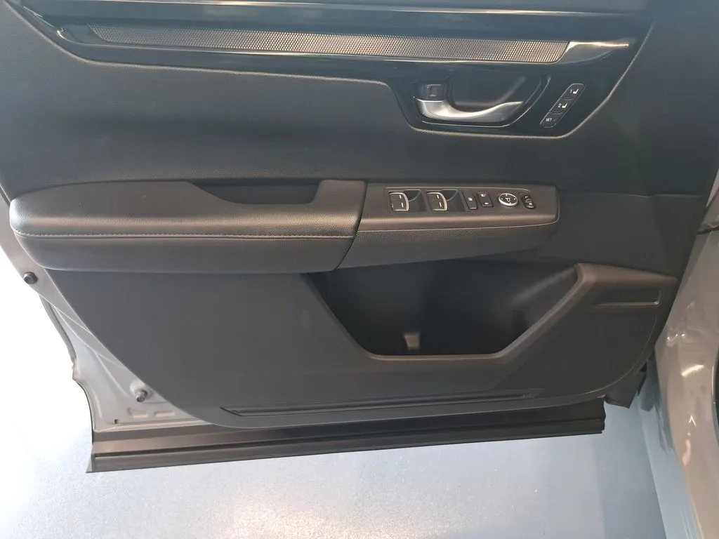 2024 Honda CR-V EX-L - Photo 18