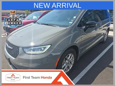 Gray 2025 Chrysler Pacifica Select for sale in Chesapeake, VA