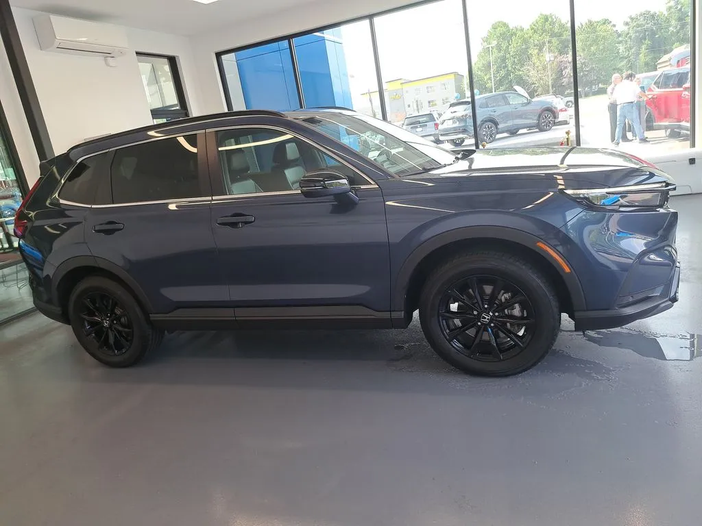 2025 Honda CR-V Sport-L - Photo 15