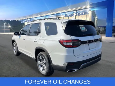 More photos of 2026 Honda Pilot EX-L at First Team Honda, VA