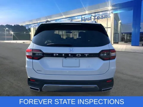 More photos of 2026 Honda Pilot EX-L at First Team Honda, VA