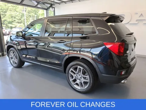 More photos of 2023 Honda Passport EX-L at First Team Honda, VA