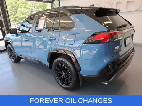 More photos of 2023 Toyota RAV4 Hybrid XSE at First Team Honda, VA