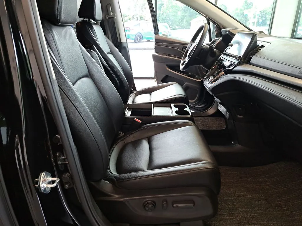 2026 Honda Odyssey EX-L - Photo 32