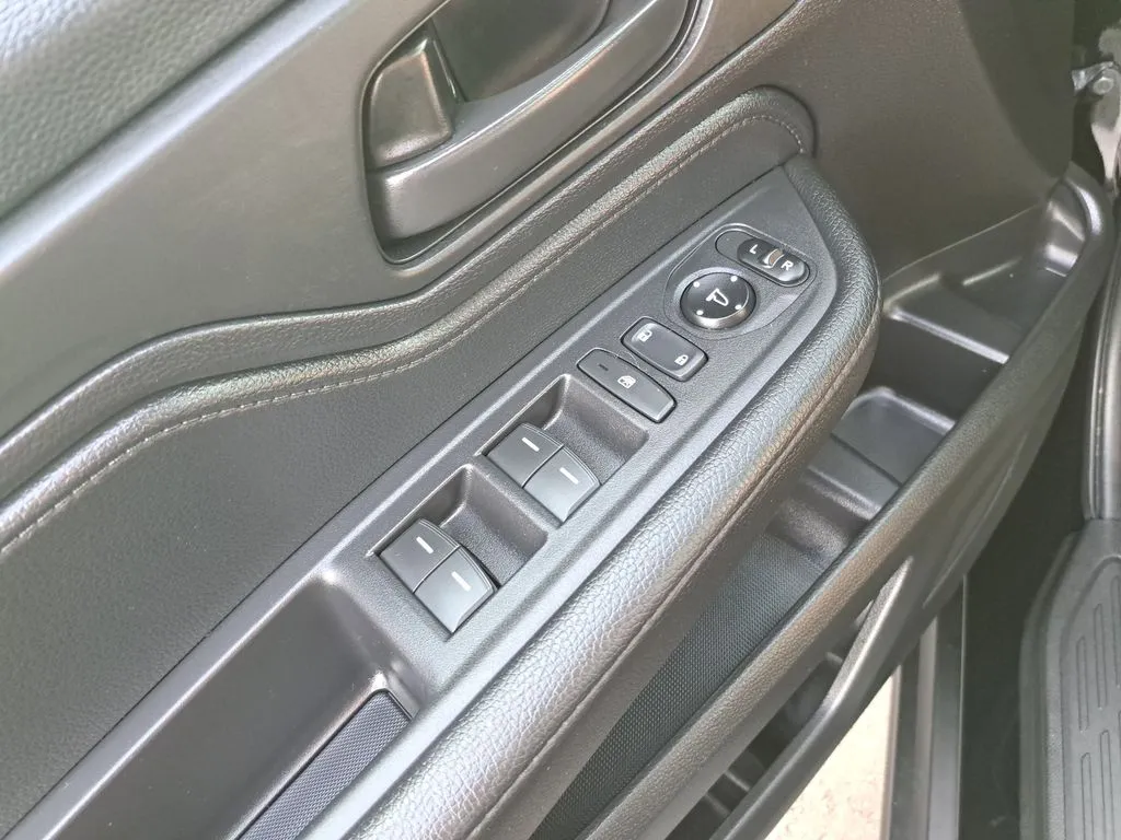 2026 Honda Odyssey EX-L - Photo 13