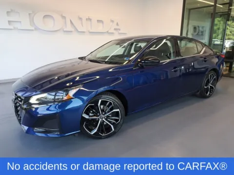 More photos of 2024 Nissan Altima 2.5 SR at First Team Honda, VA
