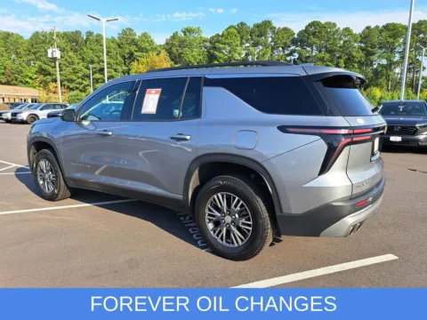 More photos of 2024 Chevrolet Traverse LT at First Team Honda, VA