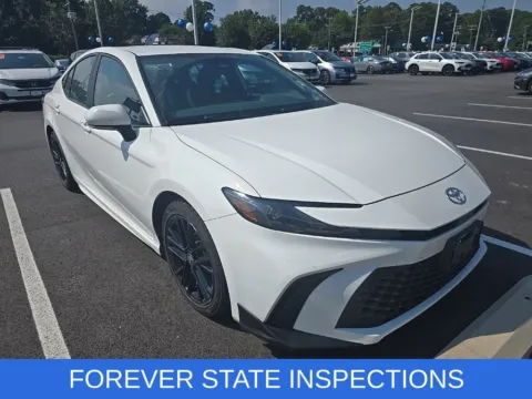 More photos of 2025 Toyota Camry SE at First Team Honda, VA