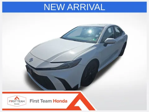 White 2025 Toyota Camry SE for sale in Chesapeake, VA
