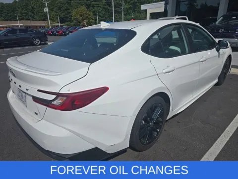 More photos of 2025 Toyota Camry SE at First Team Honda, VA