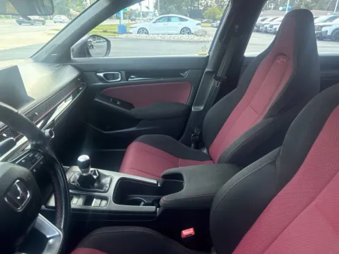 Photos of 2022 Honda Civic Si for sale in Chesapeake, VA at First Team Honda