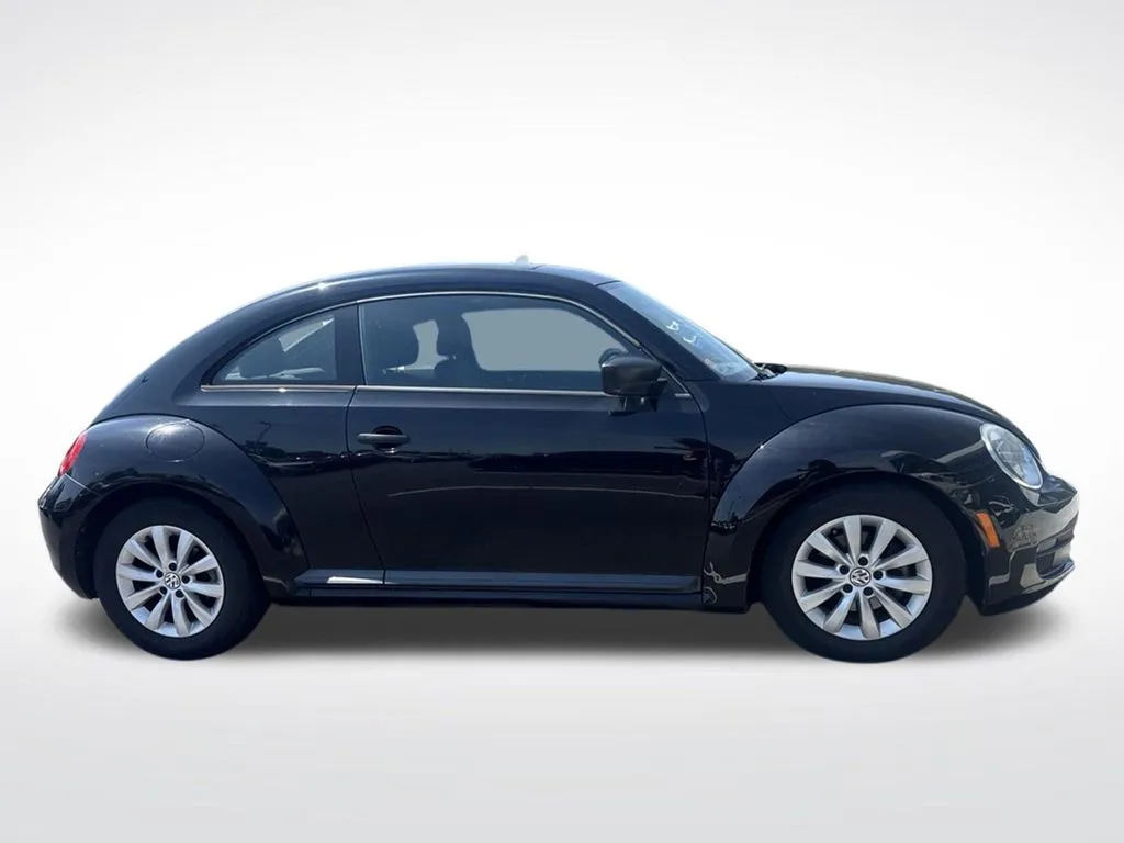 Used 2014 Volkswagen Beetle 2.5 with VIN 3VWFP7AT8EM620670 for sale in Chesapeake, VA