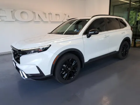 Photos of 2024 Honda CR-V Hybrid Sport Touring for sale in Chesapeake, VA at First Team Honda