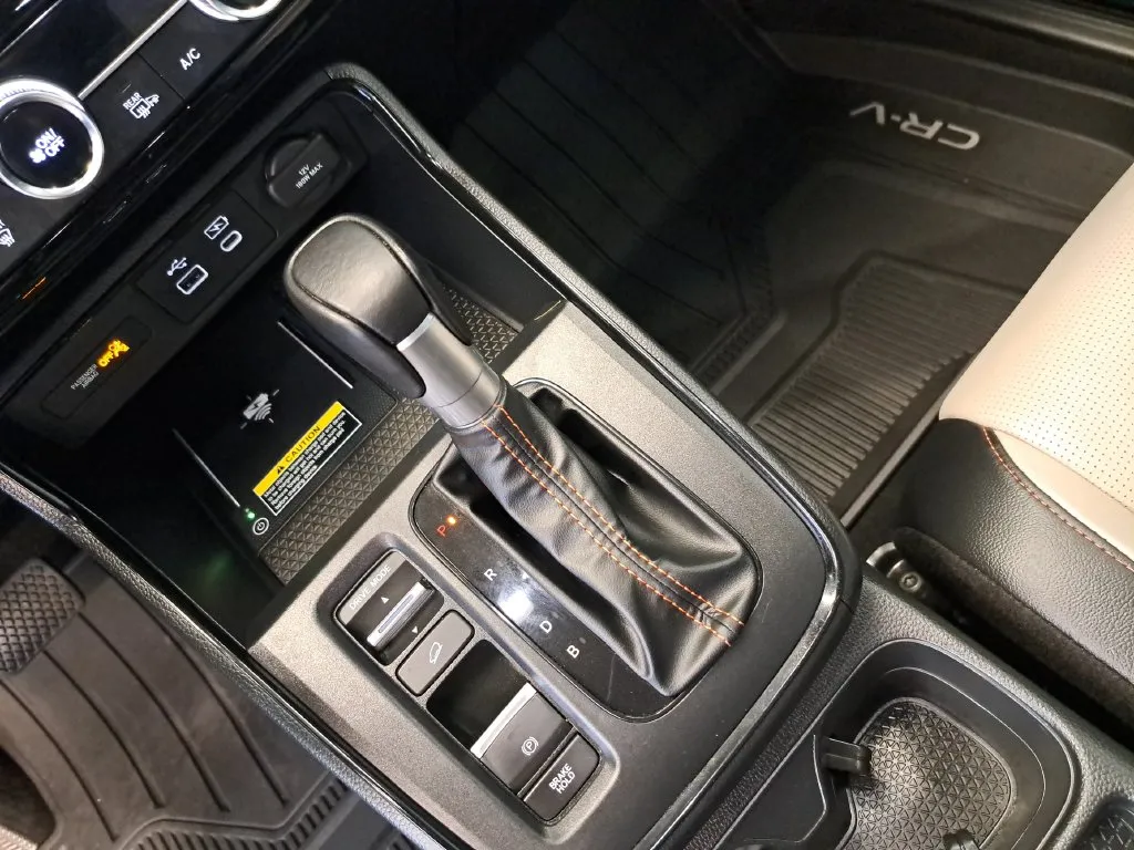 2025 Honda CR-V Sport Touring - Photo 25