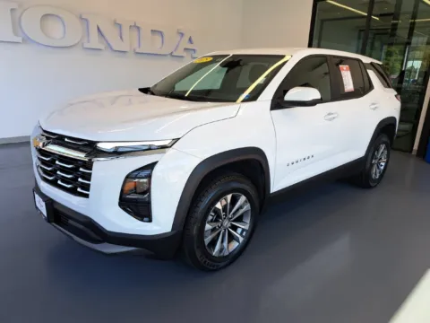 Photos of 2025 Chevrolet Equinox LT for sale in Chesapeake, VA at First Team Honda