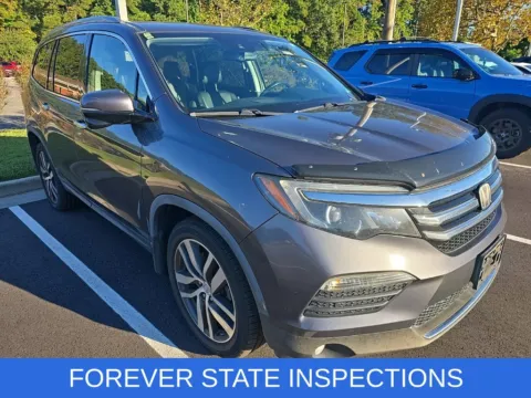 More photos of 2017 Honda Pilot Touring at First Team Honda, VA
