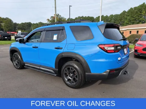 More photos of 2023 Honda Pilot TrailSport at First Team Honda, VA