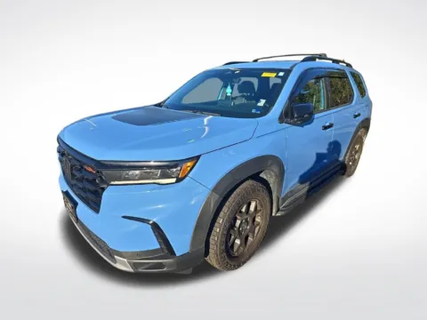 Photos of 2023 Honda Pilot TrailSport for sale in Chesapeake, VA at First Team Honda