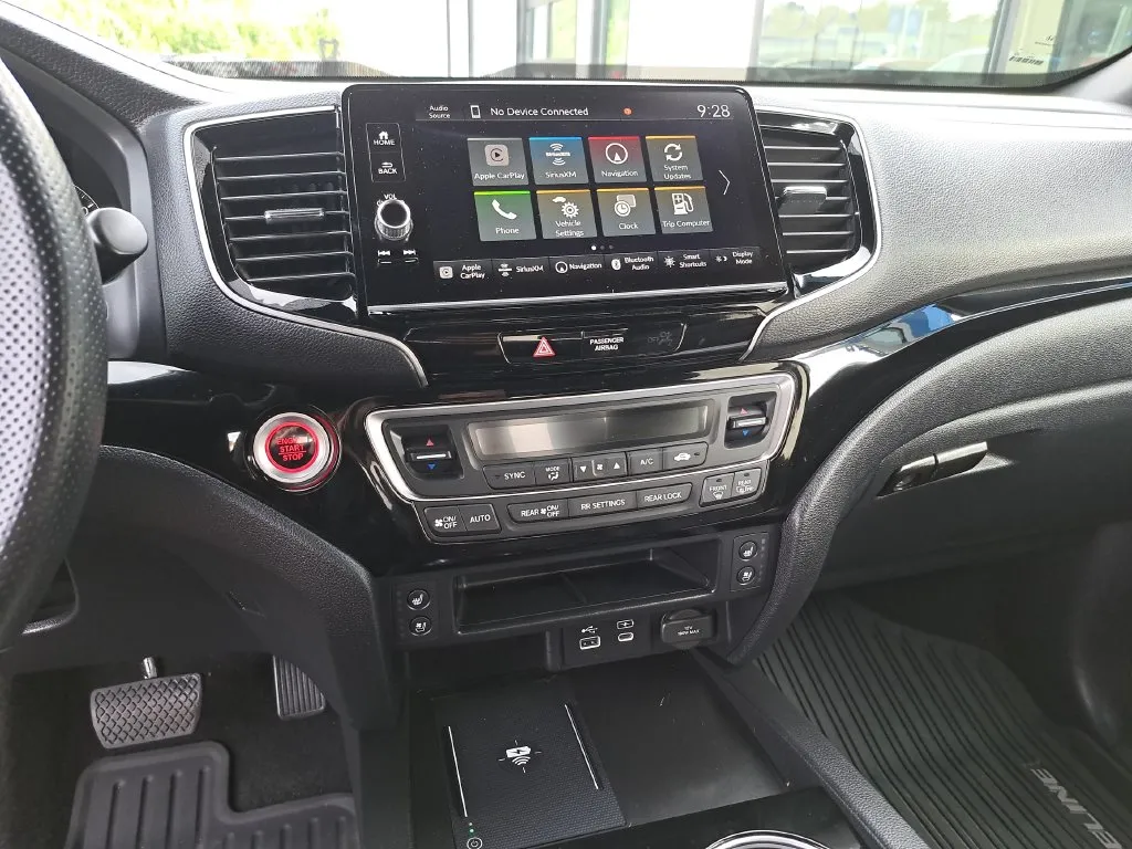 2024 Honda Ridgeline Black Edition - Photo 21