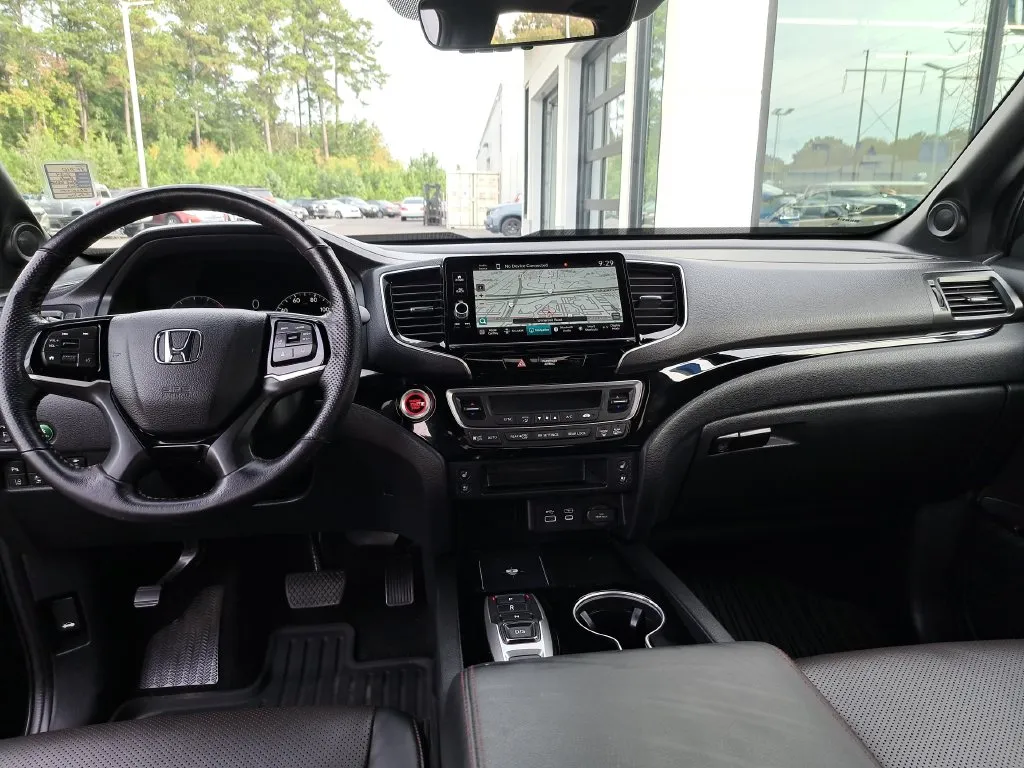 2024 Honda Ridgeline Black Edition - Photo 10