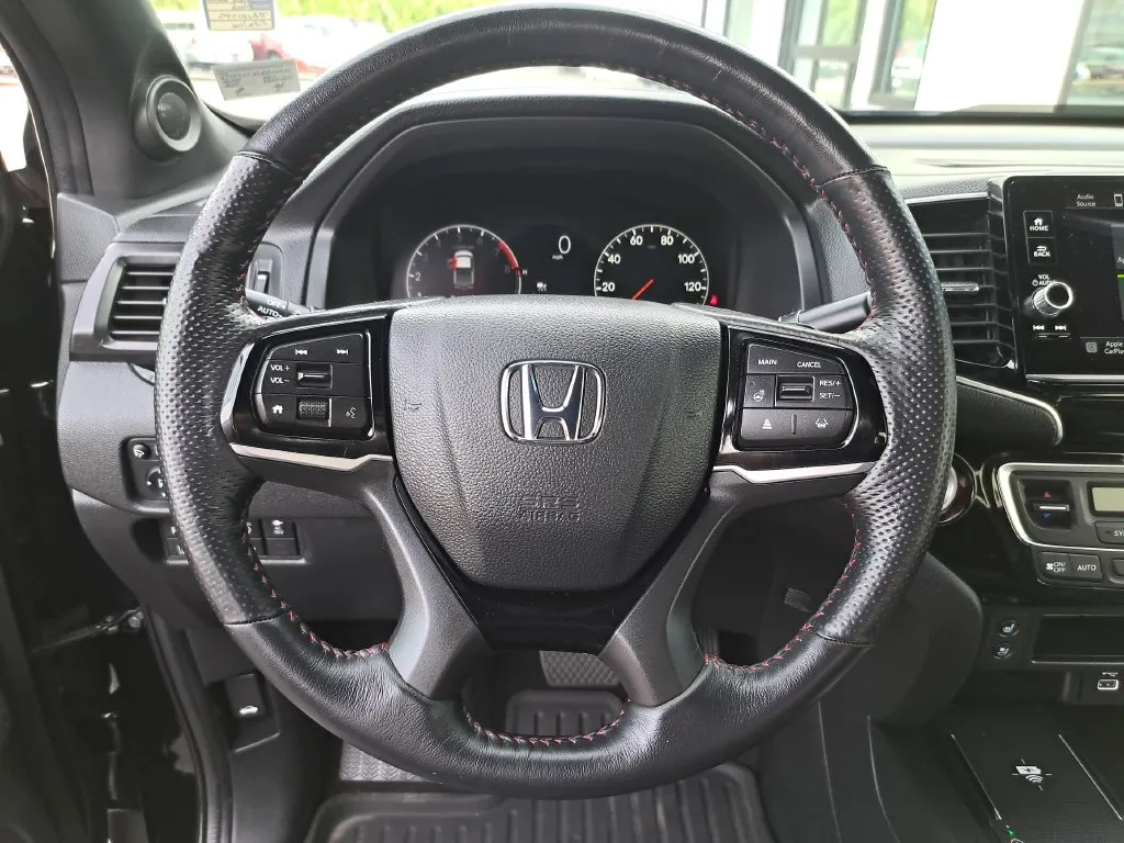 2024 Honda Ridgeline Black Edition - Photo 17
