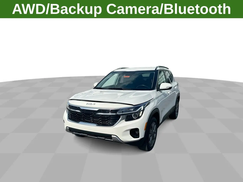White 2024 Kia Seltos S for sale in Columbus, OH