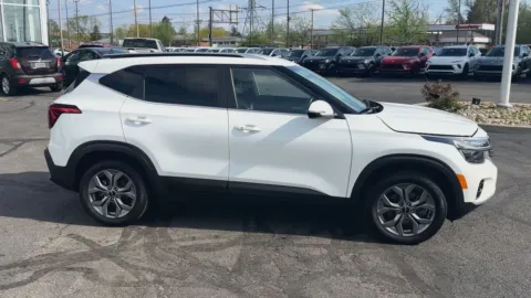Photos of 2024 Kia Seltos S for sale in Columbus, OH at Twins Buick GMC