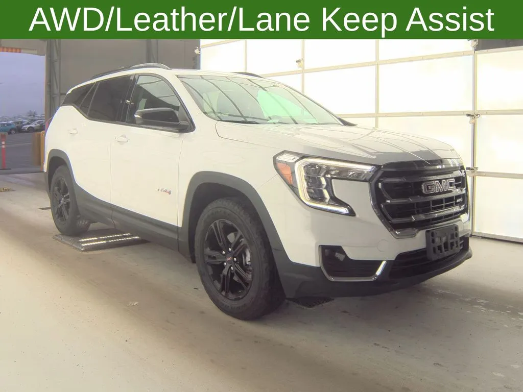 White 2023 GMC Terrain AT4 for sale in Columbus, OH