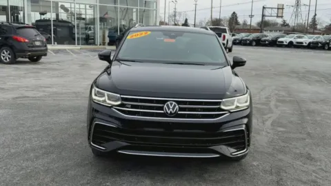 Another view of 2022 Volkswagen Tiguan 2.0T SEL R-Line for sale in Columbus, OH at Twins Buick GMC