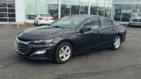 More photos of 2023 Chevrolet Malibu LT at Twins Buick GMC, OH