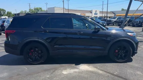 Photos of 2020 Ford Explorer ST for sale in Columbus, OH at Twins Buick GMC