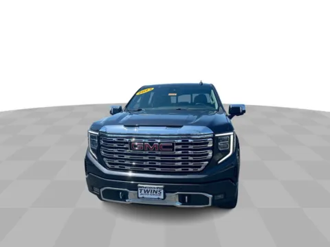 Black 2023 GMC Sierra 1500 Denali for sale in Columbus, OH