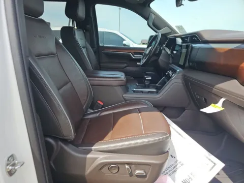 More photos of 2023 GMC Sierra 1500 Denali at Twins Buick GMC, OH