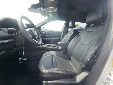 Photos of 2023 Jeep Compass High Altitude for sale in Columbus, OH at Twins Buick GMC