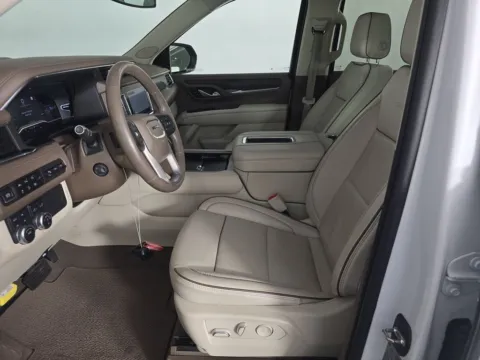 Another view of 2022 GMC Yukon Denali for sale in Columbus, OH at Twins Buick GMC