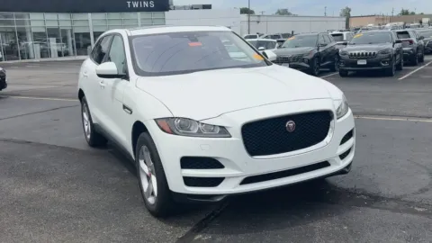 More photos of 2018 Jaguar F-PACE 25t Premium at Twins Buick GMC, OH