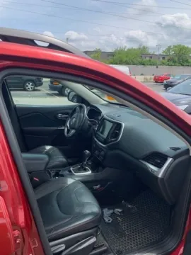 Another view of 2014 Jeep Cherokee Trailhawk for sale in Columbus, OH at Twins Buick GMC